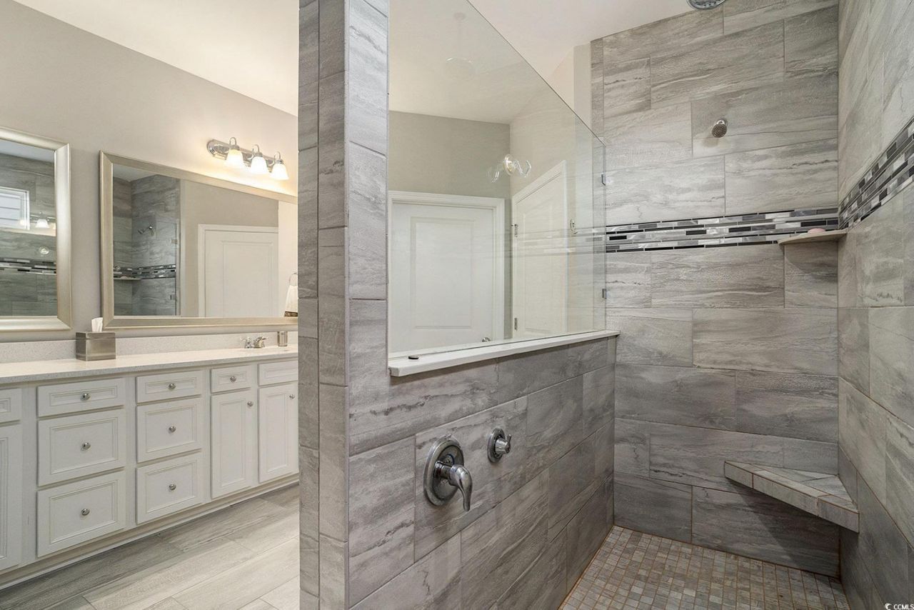 6586 Brindisi St. Photo 27