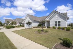 6586 Brindisi St. photo 4