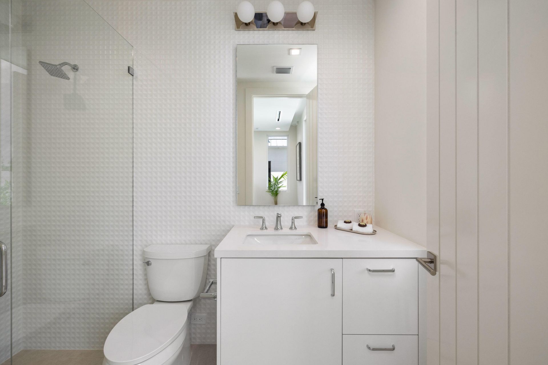 812 Palm Trail, Delray Beach, FL 33483 Photo