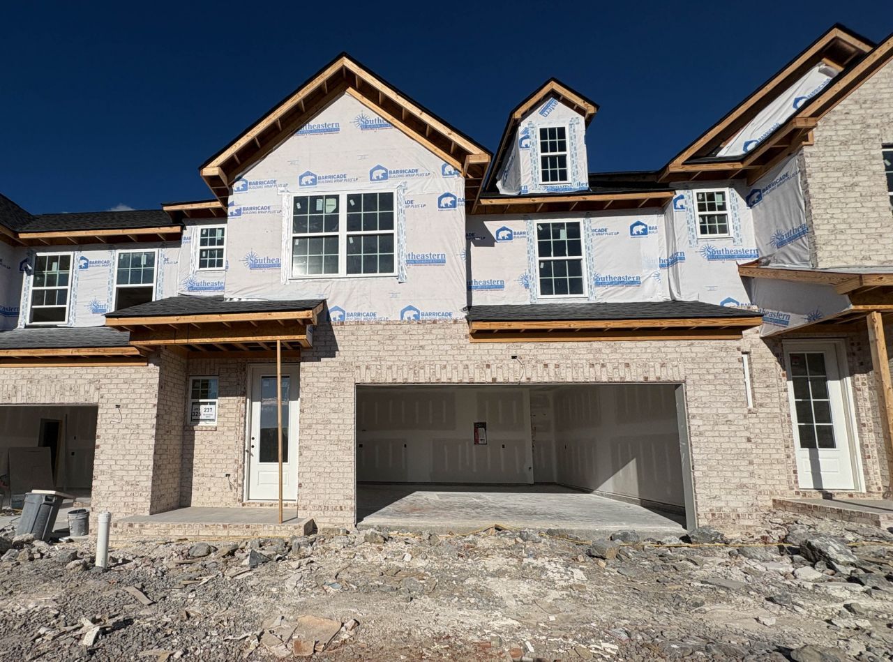 237 Glencrest Drive Lot 325, Hendersonville, TN 37075 Main Photo