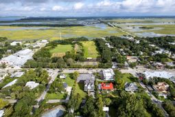 2108 Ion Avenue photo 4