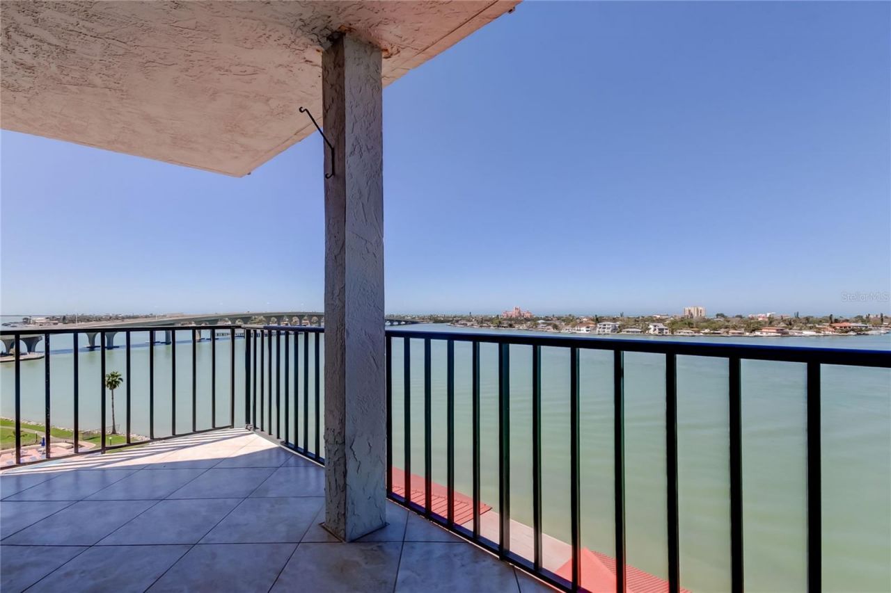 6265 Sun Boulevard, Unit 806, Saint Petersburg, FL 33715 Photo