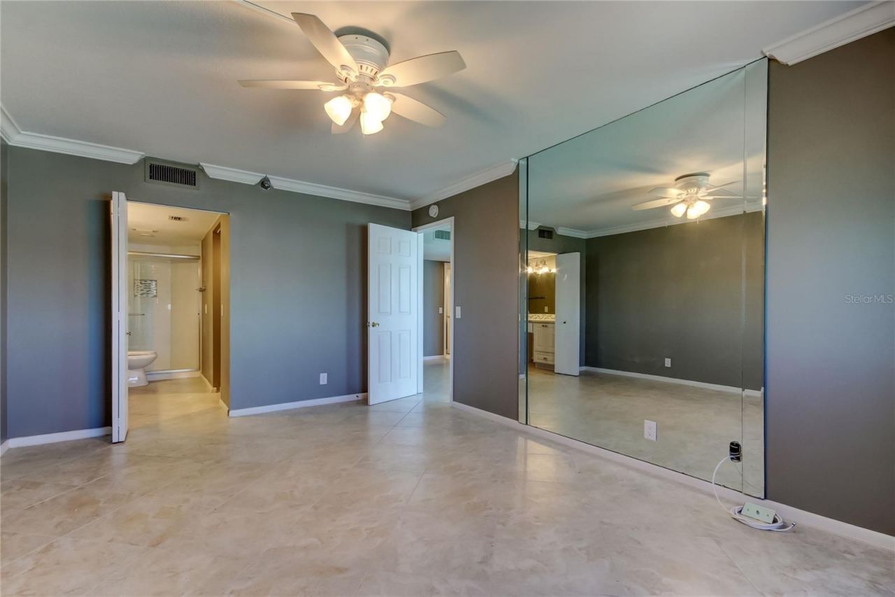 6265 Sun Boulevard, Unit 806, Saint Petersburg, FL 33715 Photo