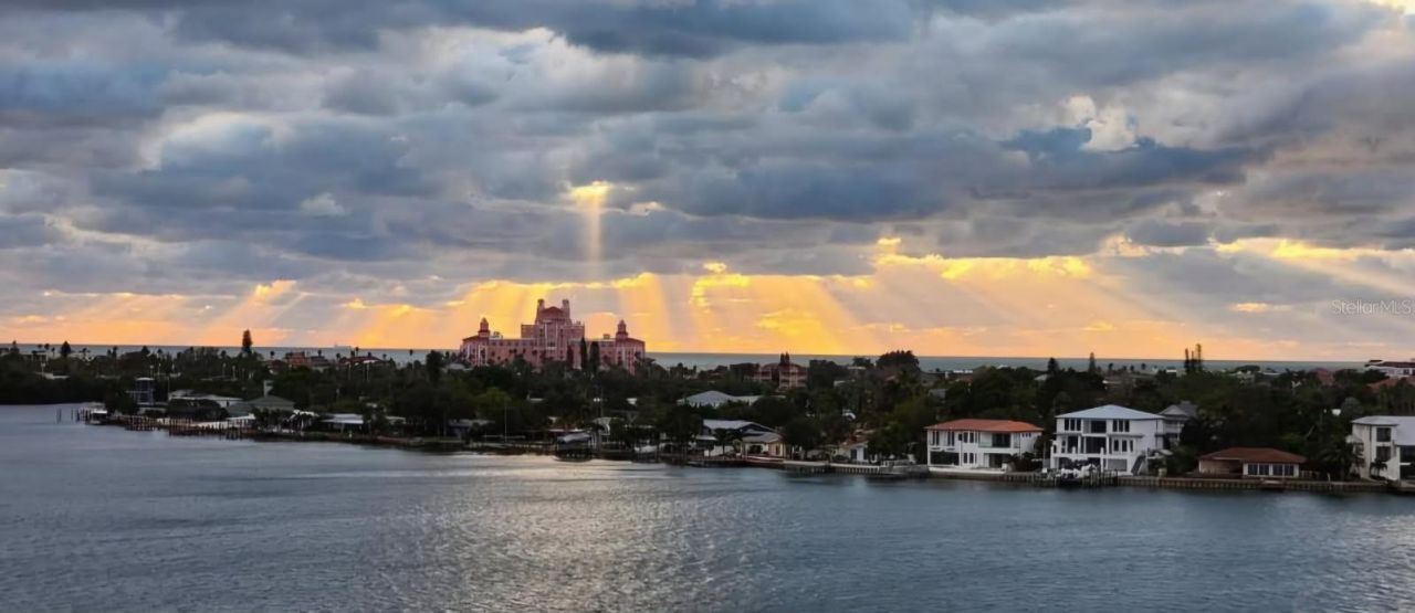 6265 Sun Boulevard, Unit 806, Saint Petersburg, FL 33715 Photo