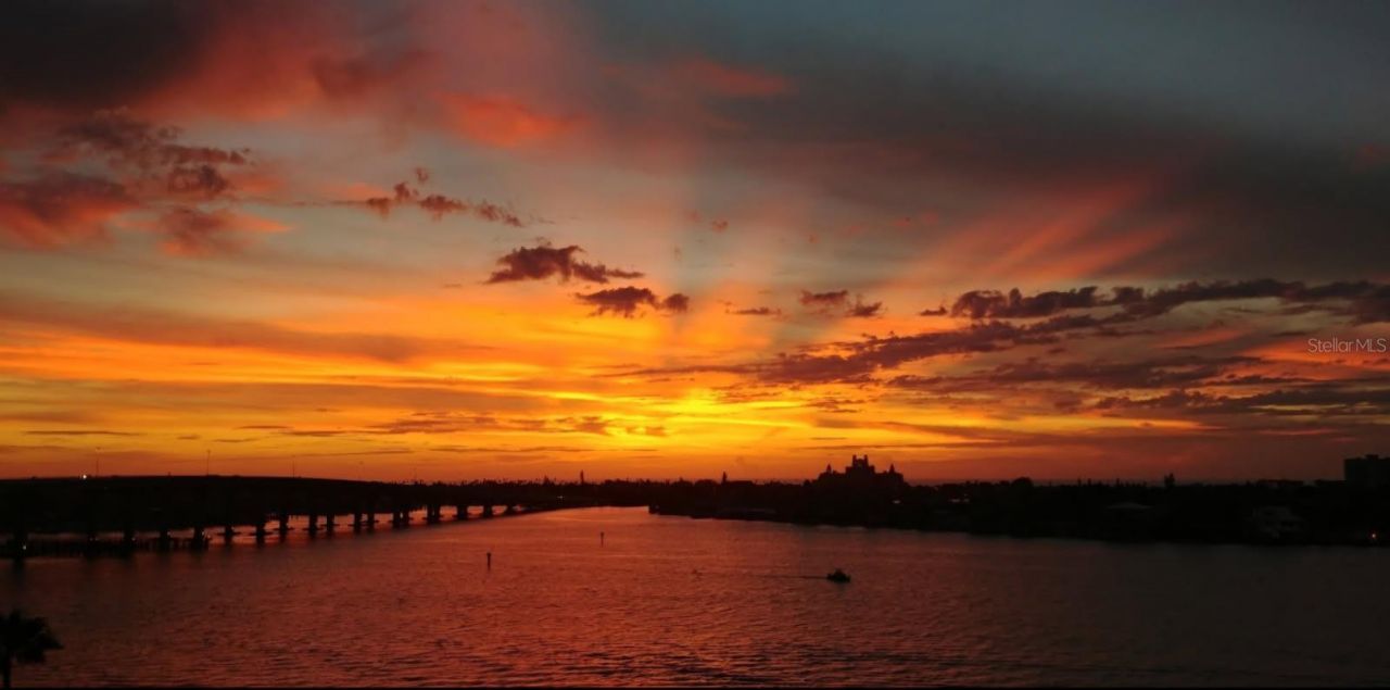 6265 Sun Boulevard, Unit 806, Saint Petersburg, FL 33715 Photo