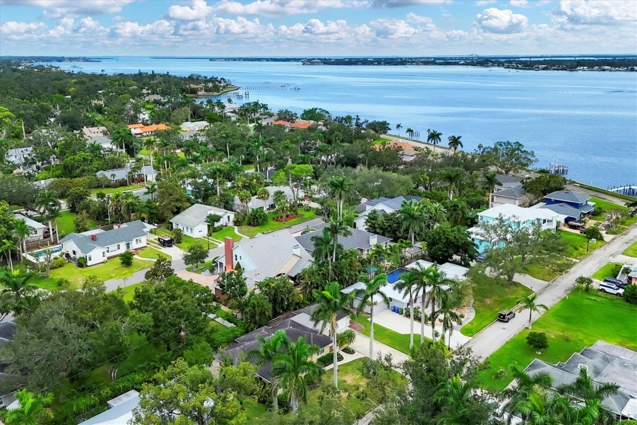 202 22nd Street W, Bradenton, FL 34205 Photo