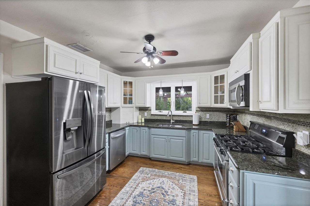 202 22nd Street W, Bradenton, FL 34205 Photo