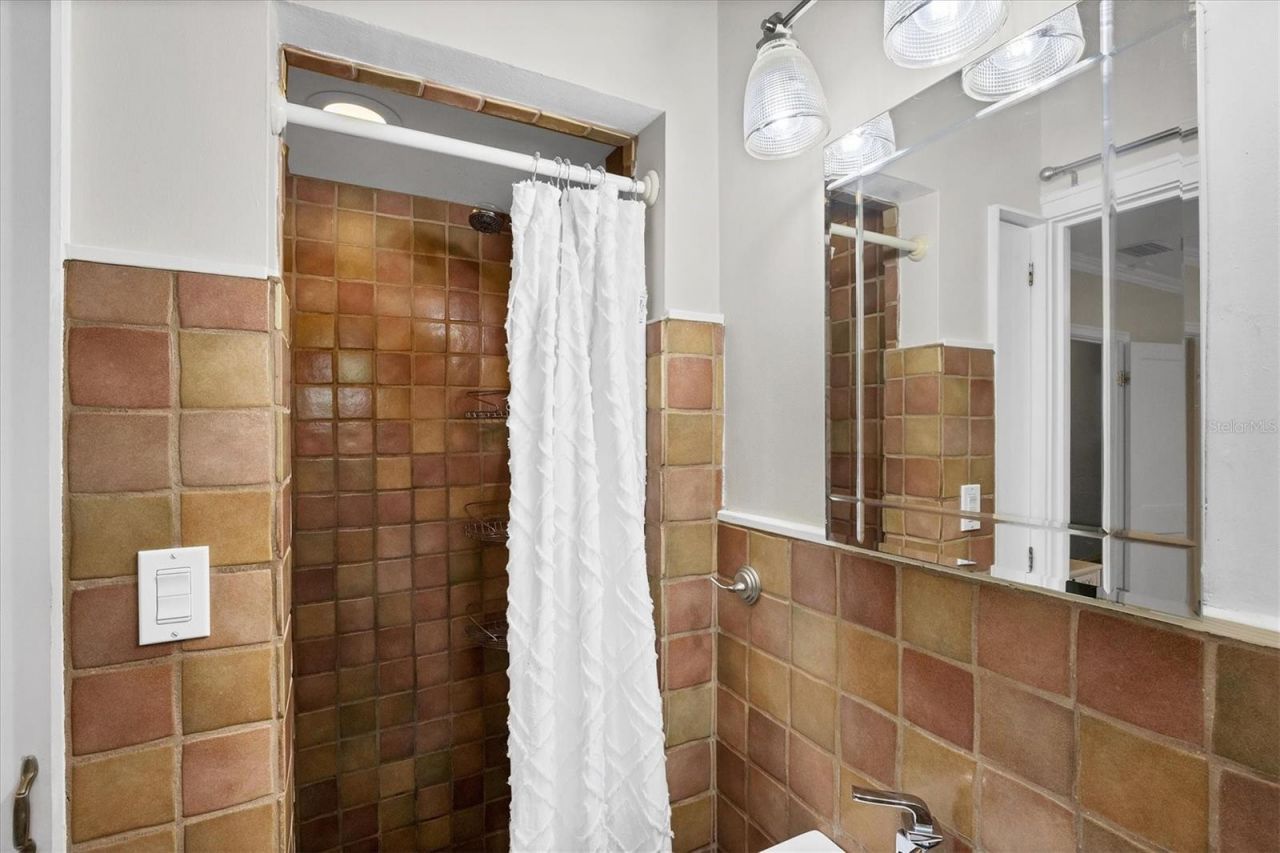 202 22nd Street W, Bradenton, FL 34205 Photo