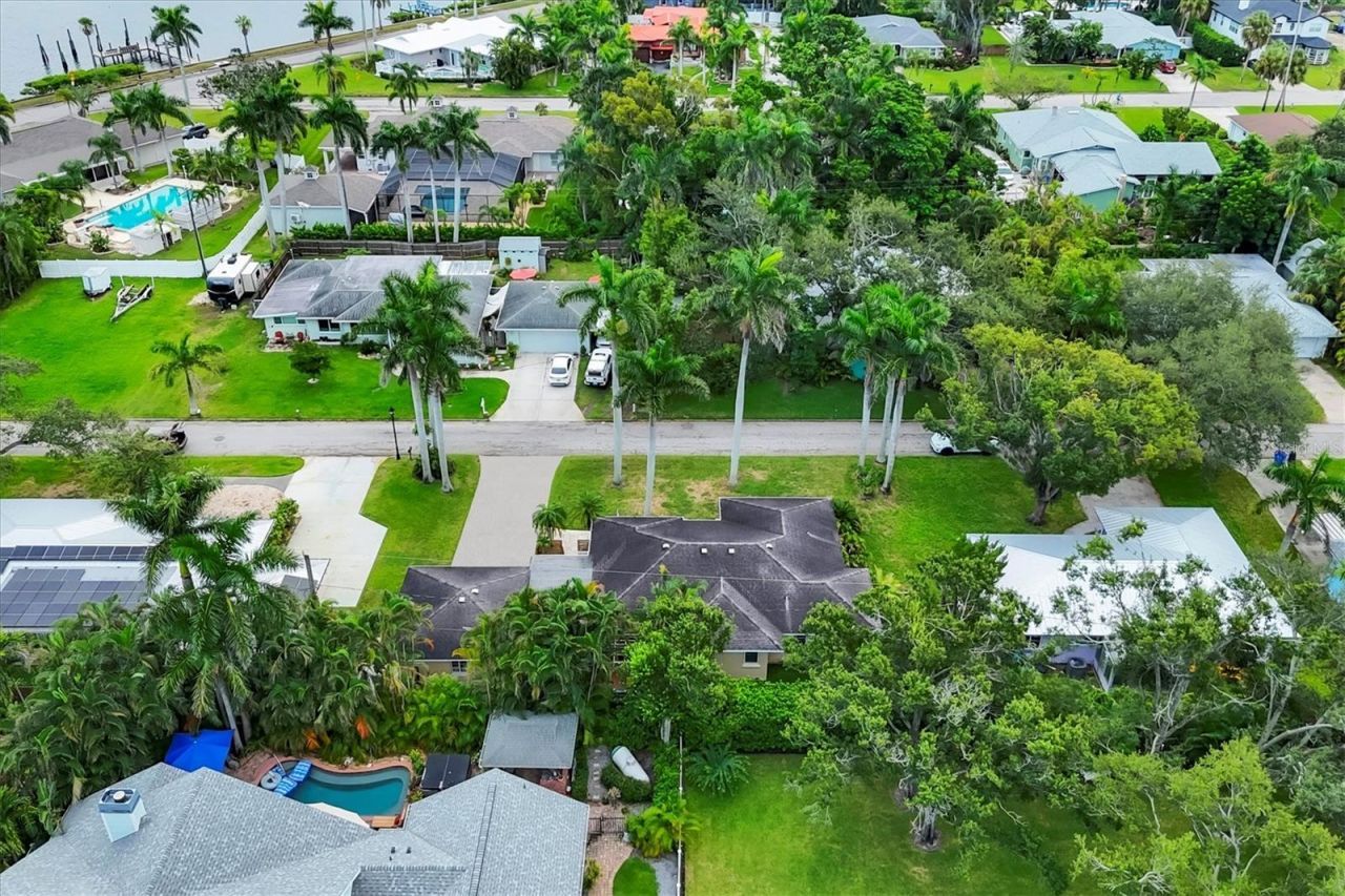 202 22nd Street W, Bradenton, FL 34205 Photo