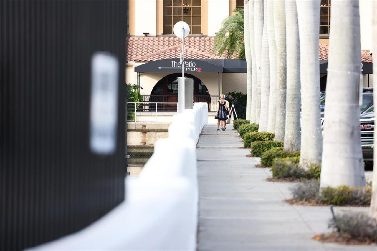 202 22nd Street W, Bradenton, FL 34205 Photo