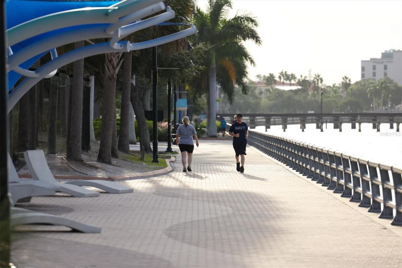 202 22nd Street W, Bradenton, FL 34205 Photo