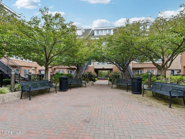 368 Rector Street, Unit 421, Perth Amboy City, NJ 08861