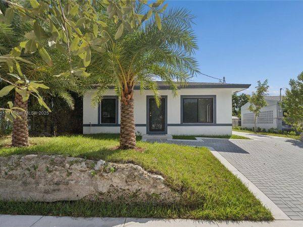 1844 NW 33rd St, Miami, FL 33142