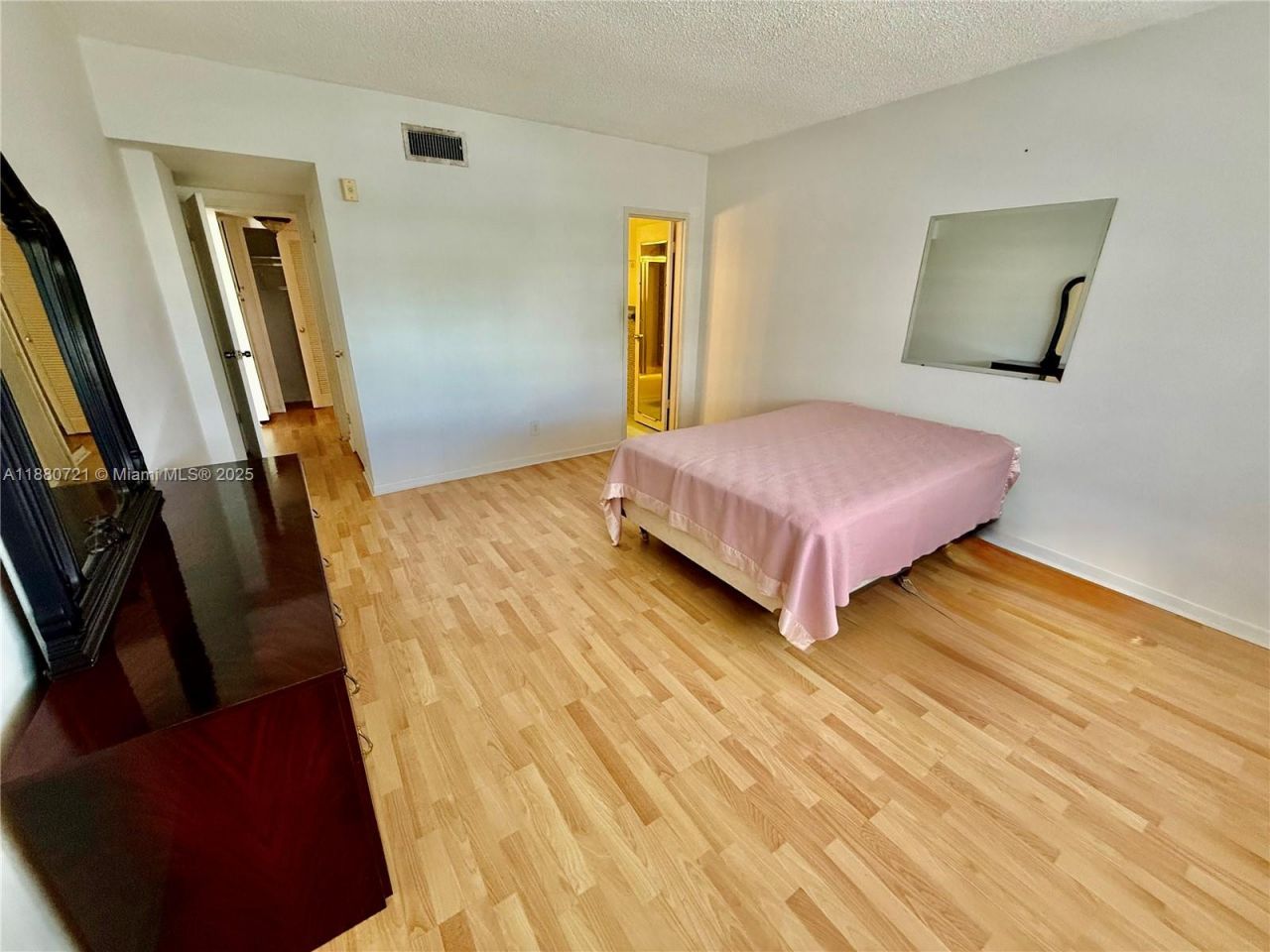 9700 E Bay Harbor Dr, Unit 406, Bay Harbor Islands, FL 33154 Photo