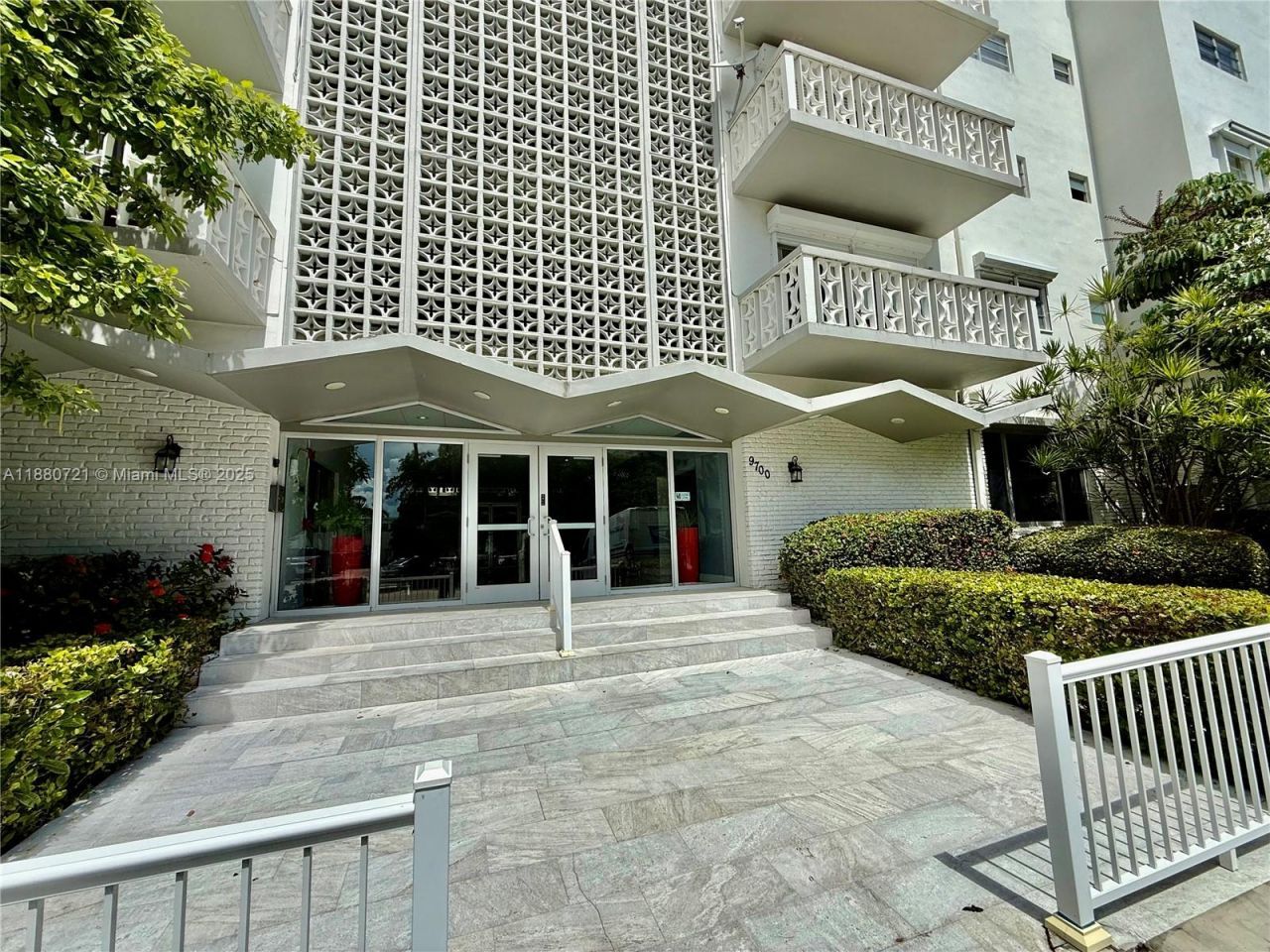 9700 E Bay Harbor Dr, Unit 406, Bay Harbor Islands, FL 33154 Photo