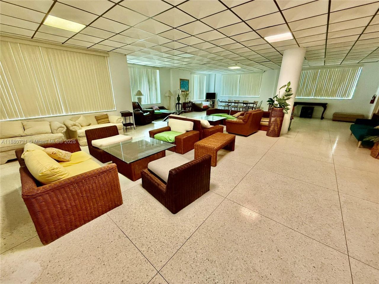 9700 E Bay Harbor Dr, Unit 406, Bay Harbor Islands, FL 33154 Photo