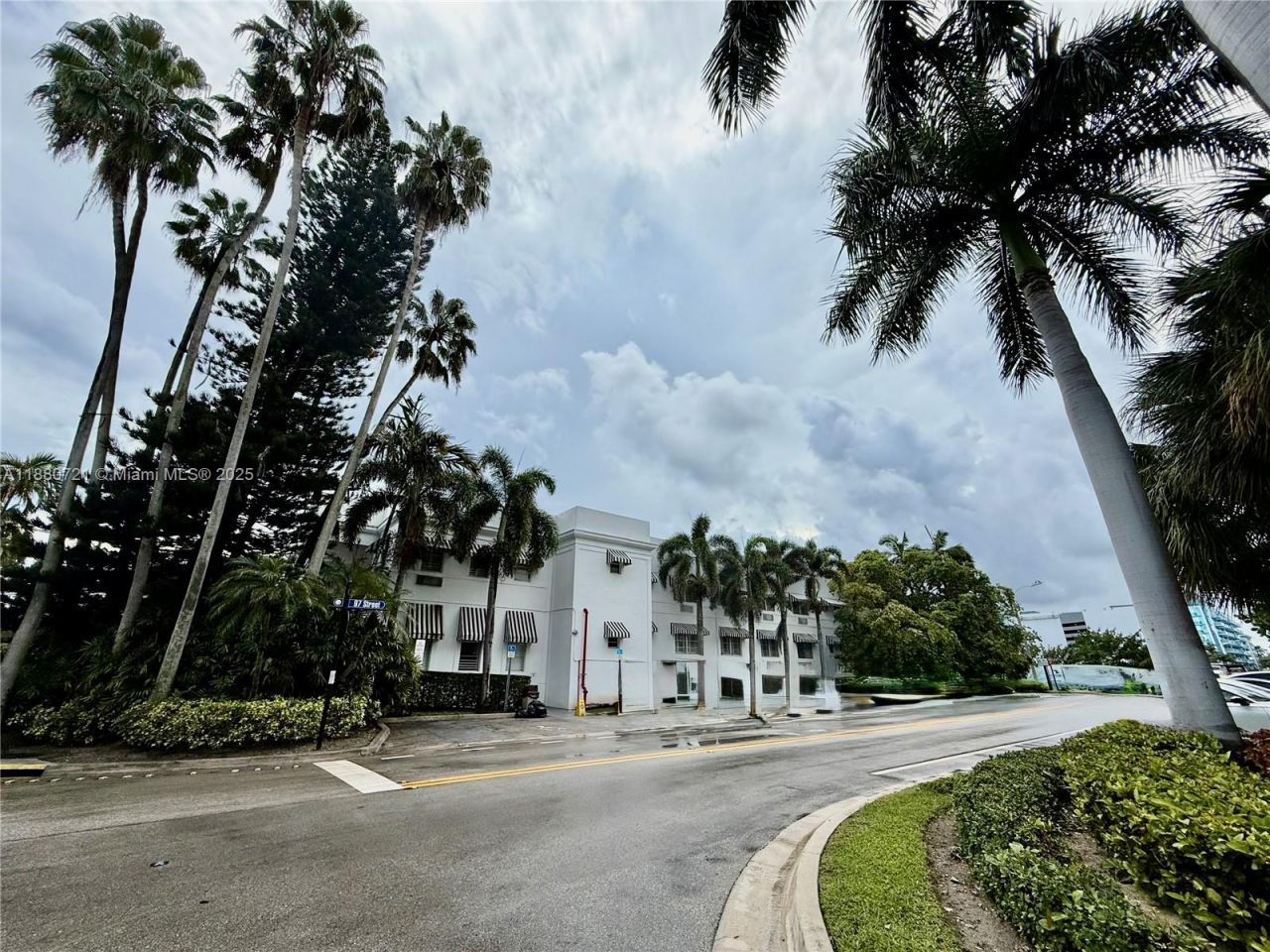 9700 E Bay Harbor Dr, Unit 406, Bay Harbor Islands, FL 33154 Photo