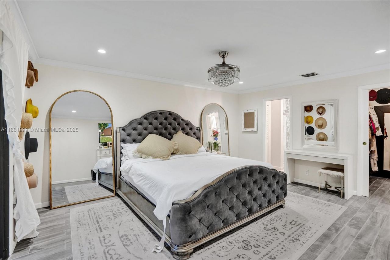 6188 Pine Tree Lane, Tamarac, FL 33319 Photo