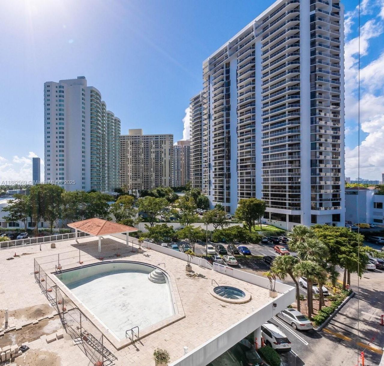 20515 E Country Club Dr, Unit 442, Aventura, FL 33180 Photo