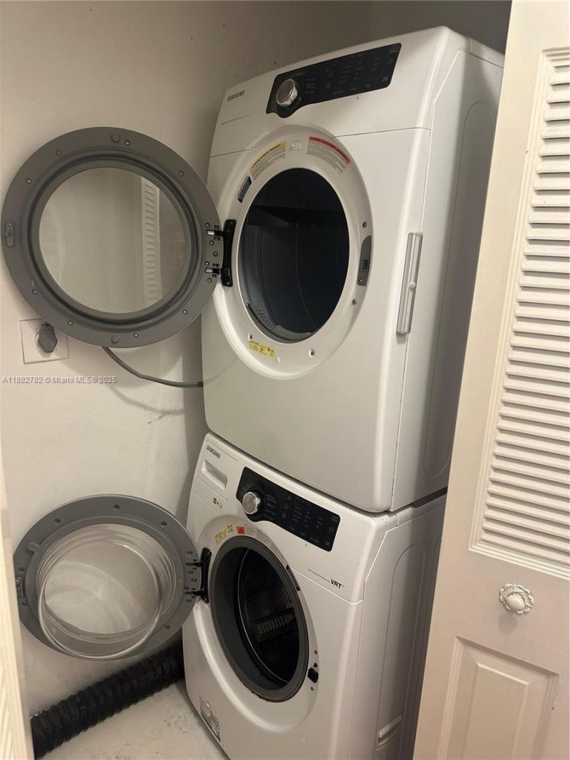 1624 NW 90th Way, Unit 1624, Pembroke Pines, FL 33024 Photo