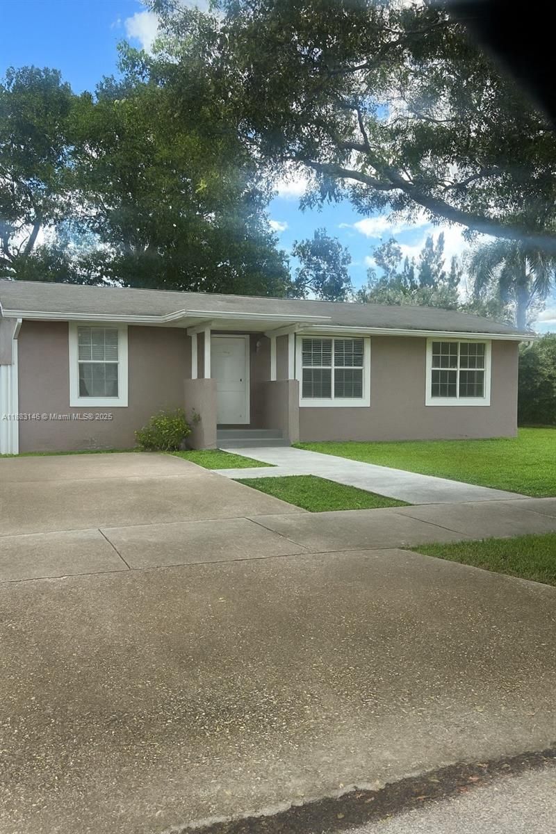 9571 NW 13th Ave, Miami, FL 33147 Photo