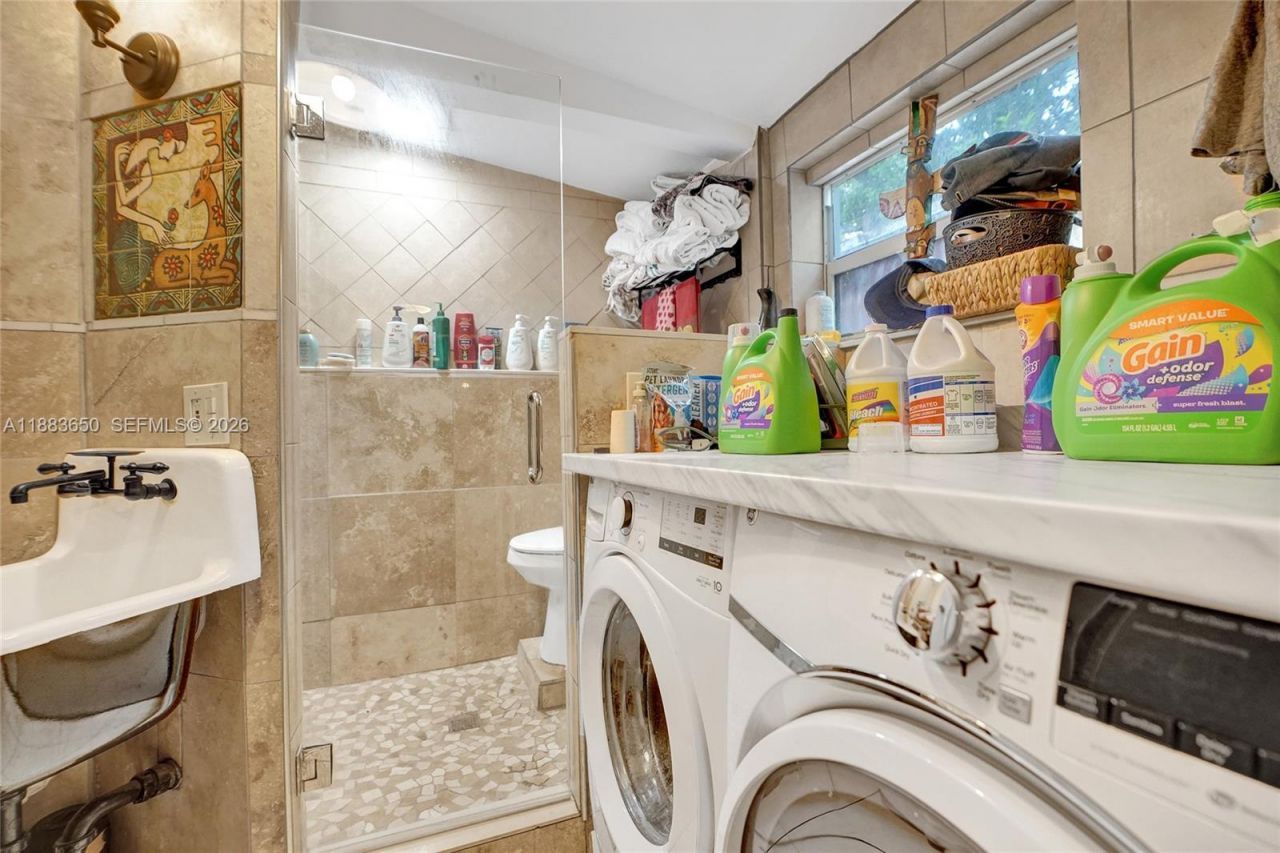 9156 NW 3rd Ave, Miami, FL 33150 Photo