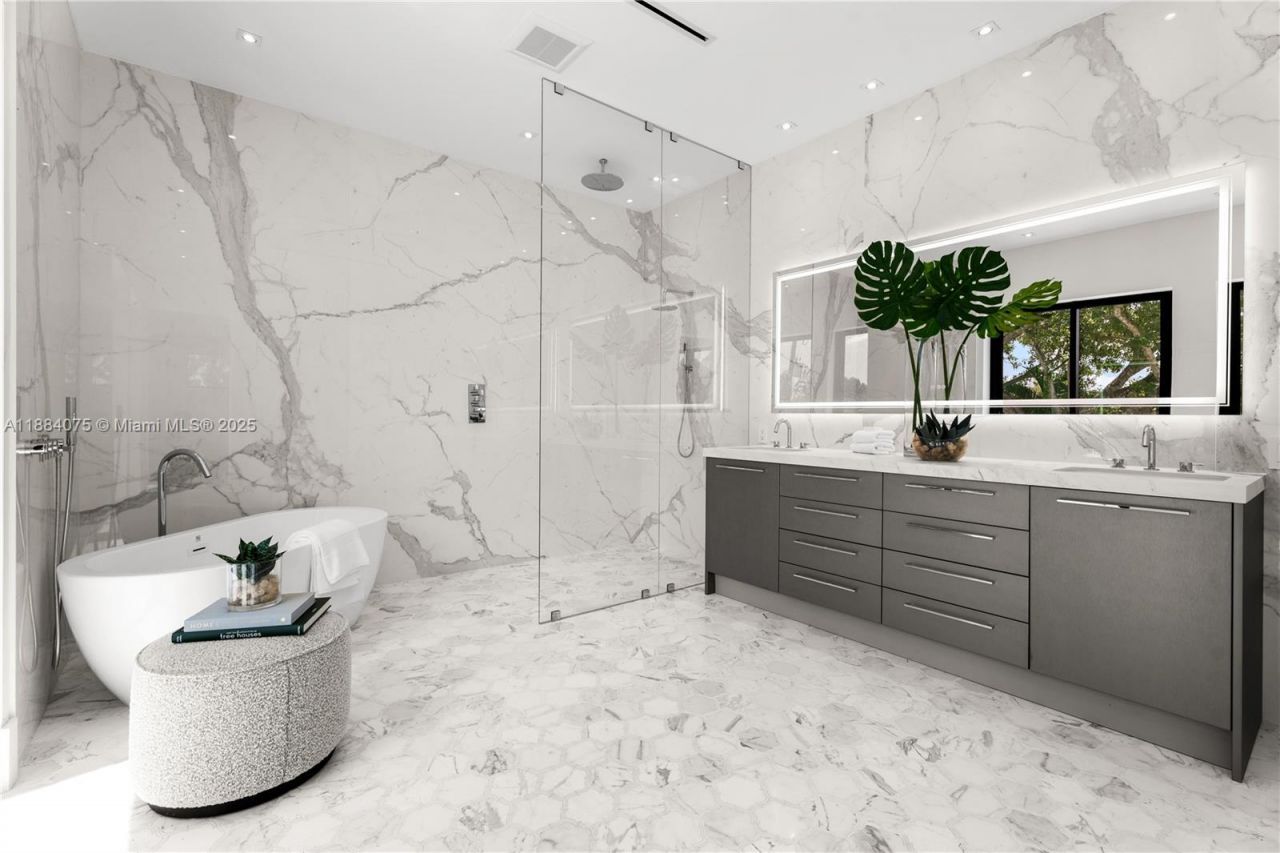 7001 SW 71st Ave, Miami, FL 33143 Photo