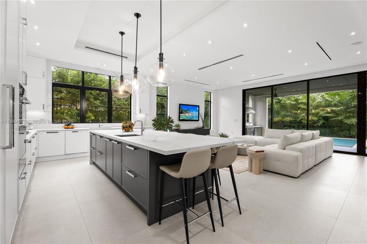 7001 SW 71st Ave, Miami, FL 33143 Photo