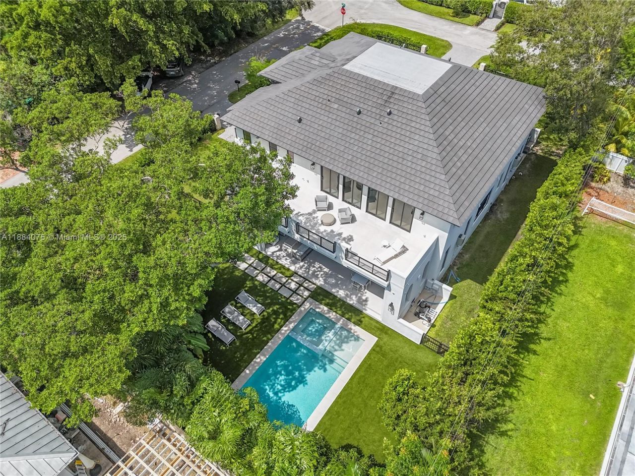 7001 SW 71st Ave, Miami, FL 33143 Photo