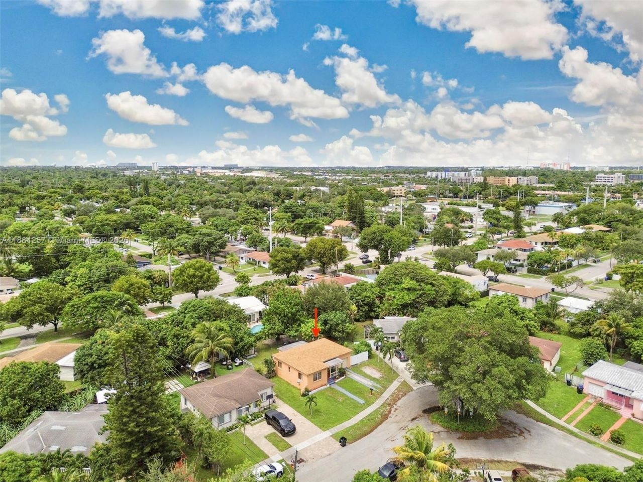 15770 NE 18th Ct, North Miami Beach, FL 33162 Photo