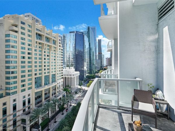 1060 Brickell Ave, Unit 1203, Miami, FL 33131