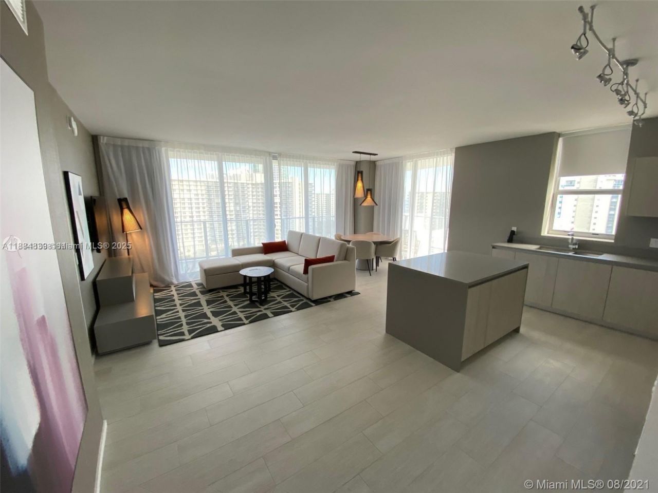 4010 S Ocean Dr, Unit R401, Hollywood, FL 33019 Photo