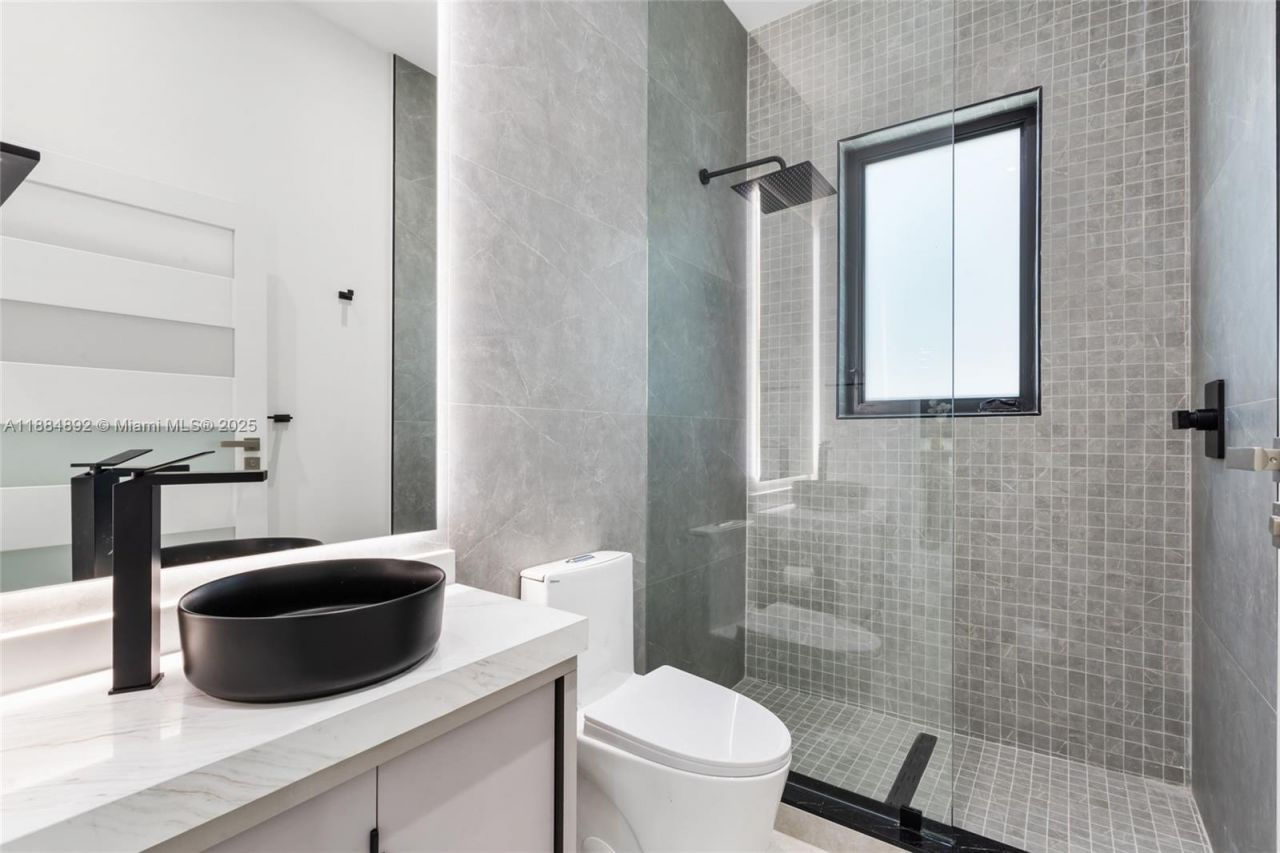 2523 Red Road, Coral Gables, FL 33134 Photo