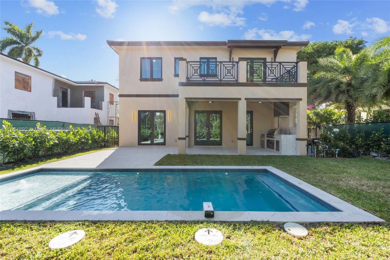 2523 Red Road, Coral Gables, FL 33134 Photo