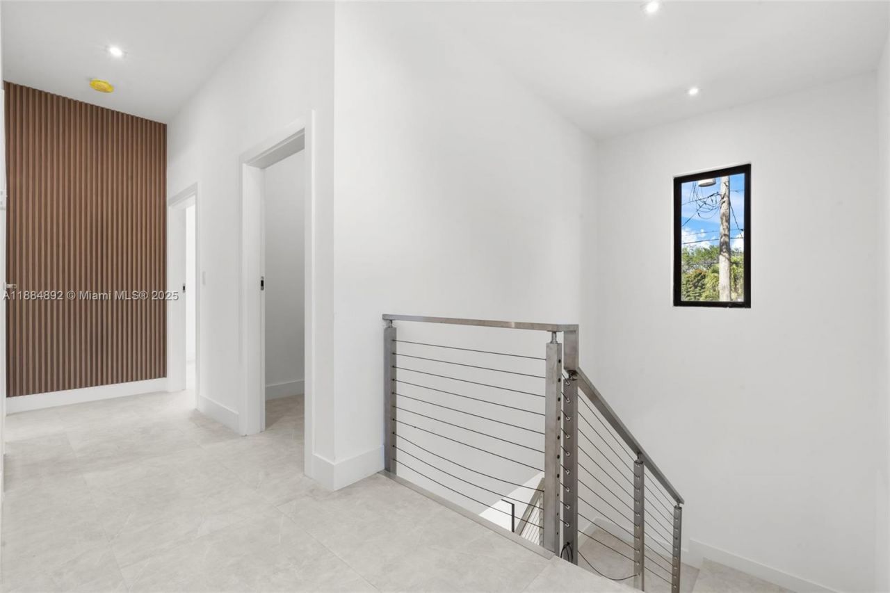 2523 Red Road, Coral Gables, FL 33134 Photo