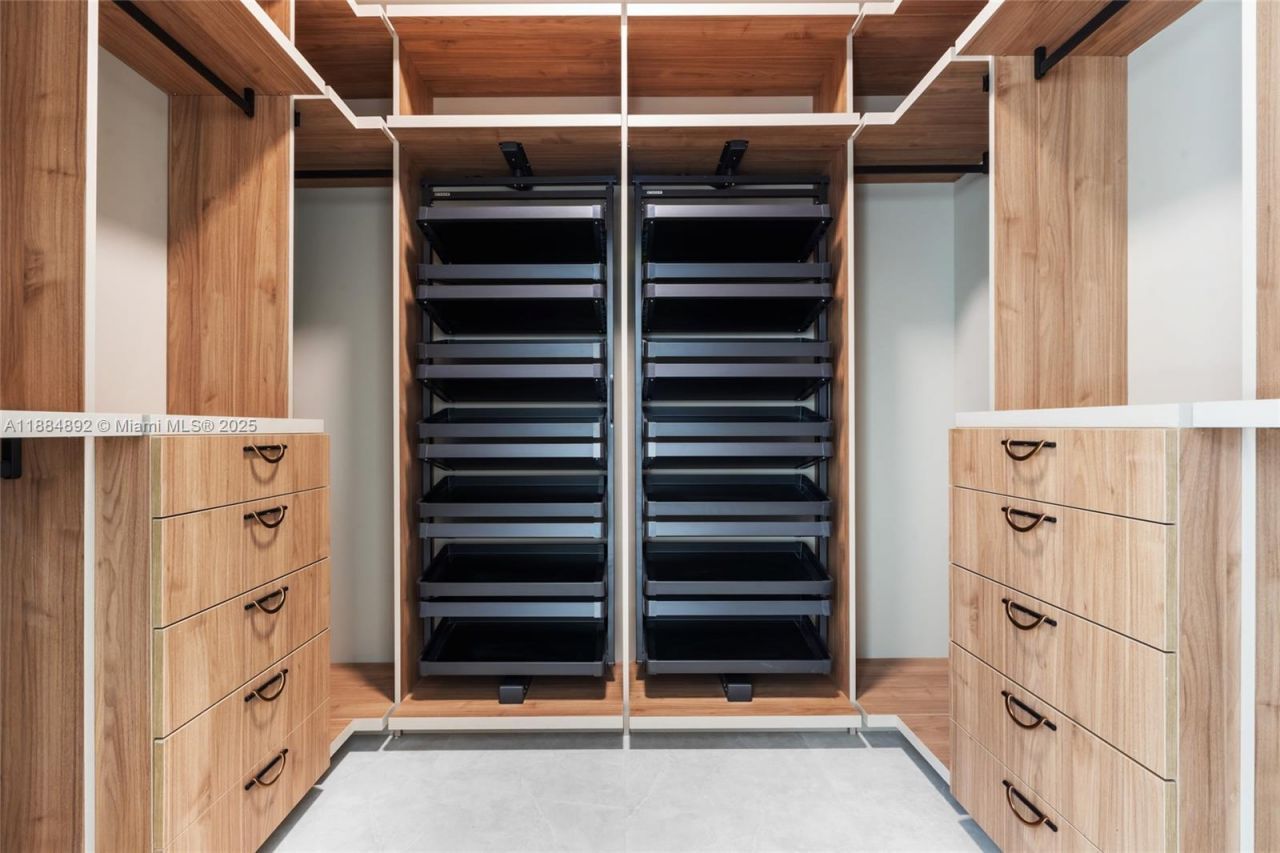 2523 Red Road, Coral Gables, FL 33134 Photo