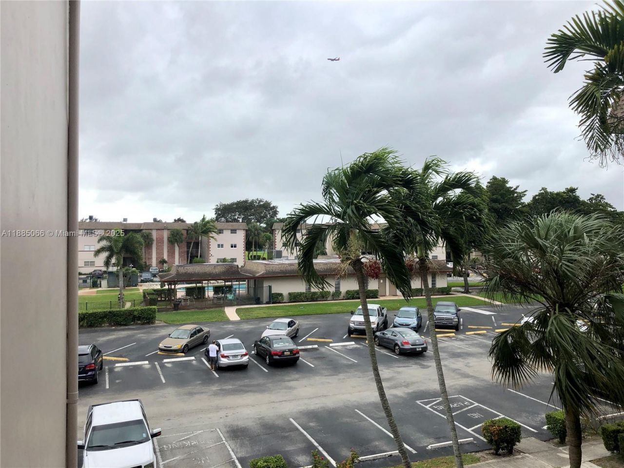 8121 SW 24th Ct, Unit 304, Davie, FL 33324 Photo