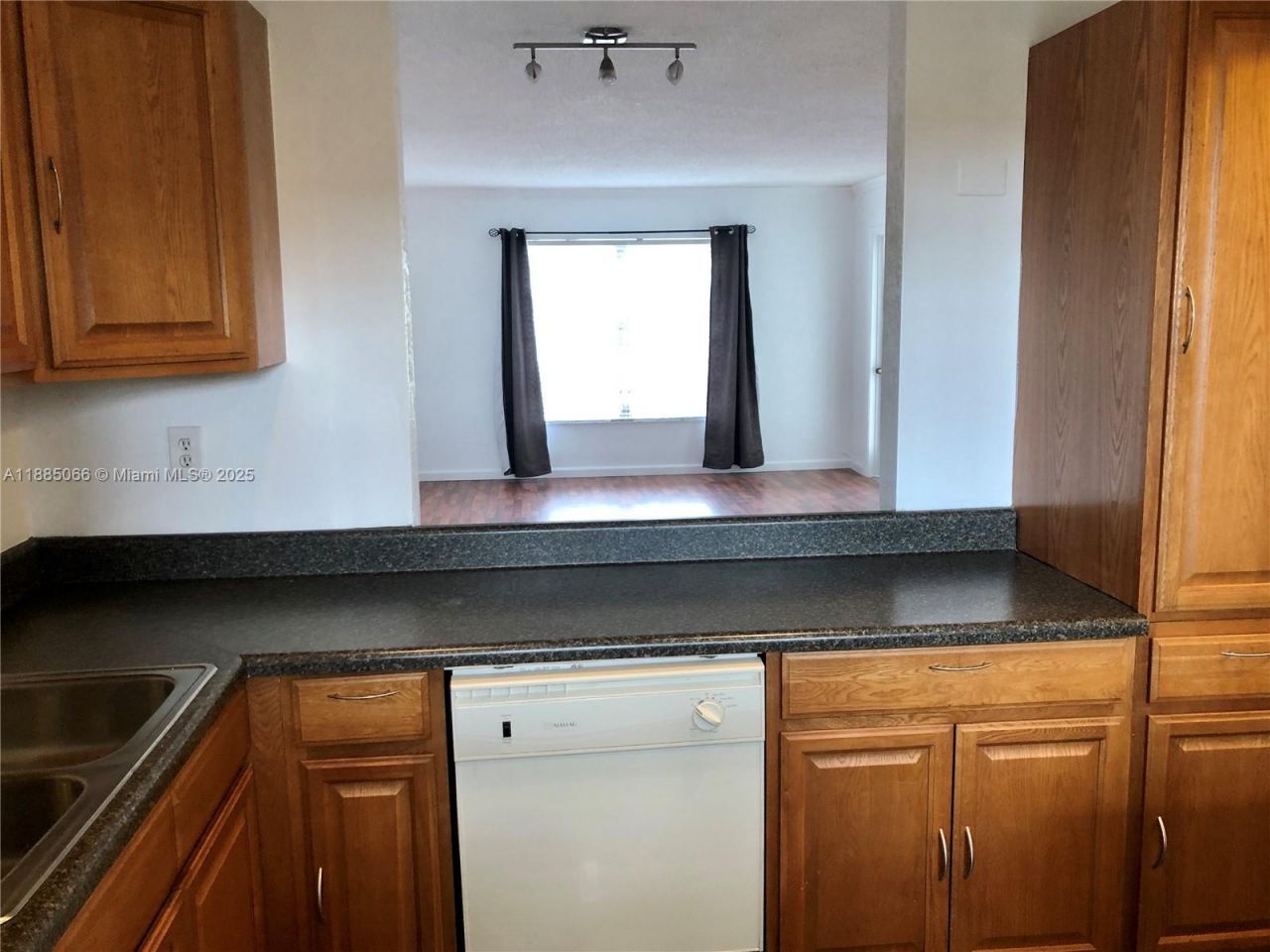 8121 SW 24th Ct, Unit 304, Davie, FL 33324 Photo