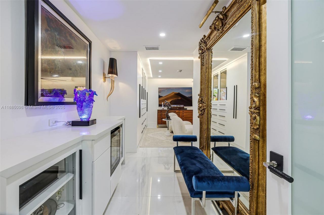 8761 SW 56th St, Miami, FL 33165 Photo