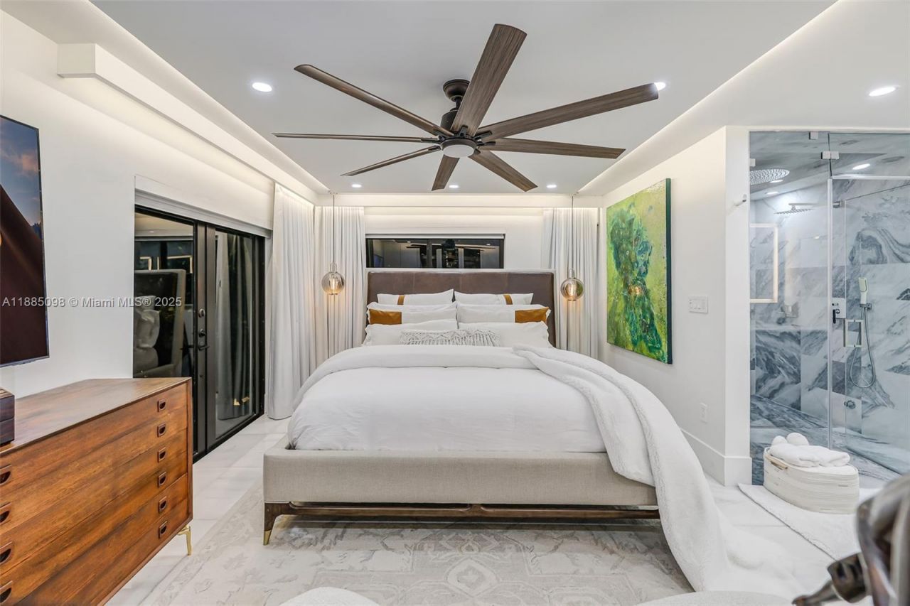 8761 SW 56th St, Miami, FL 33165 Photo