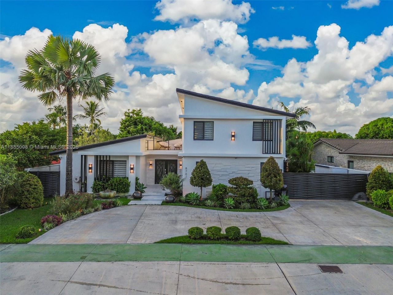 8761 SW 56th St, Miami, FL 33165 Photo