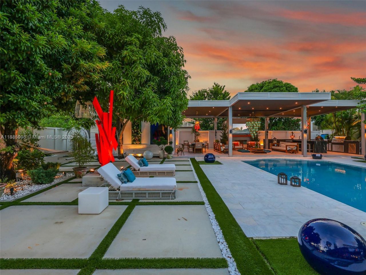 8761 SW 56th St, Miami, FL 33165 Photo