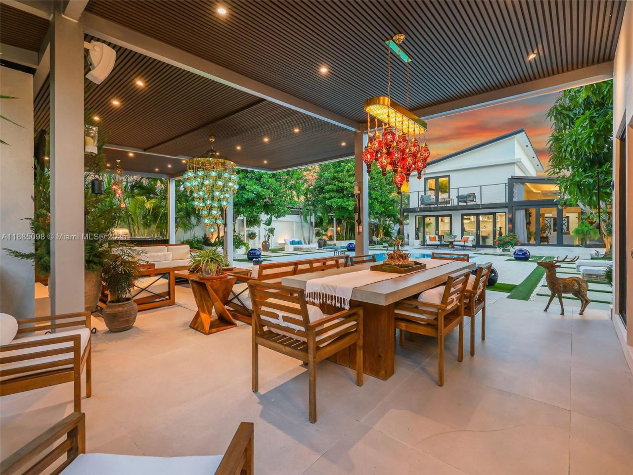 8761 SW 56th St, Miami, FL 33165 Photo