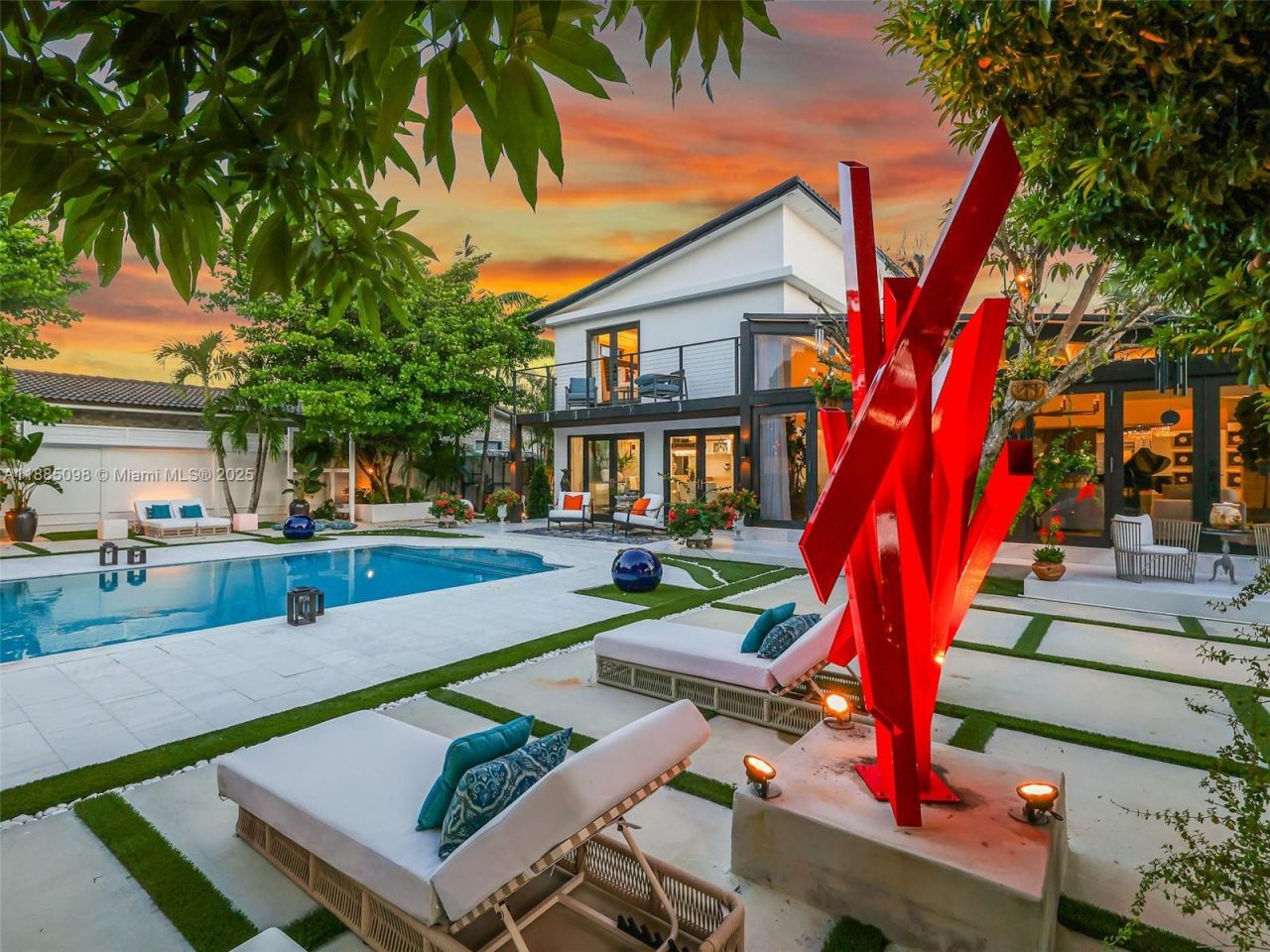 8761 SW 56th St, Miami, FL 33165 Photo