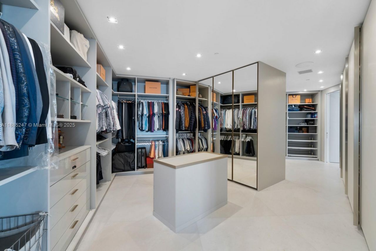 18555 Collins Ave, Unit 4405, Sunny Isles Beach, FL 33160 Photo