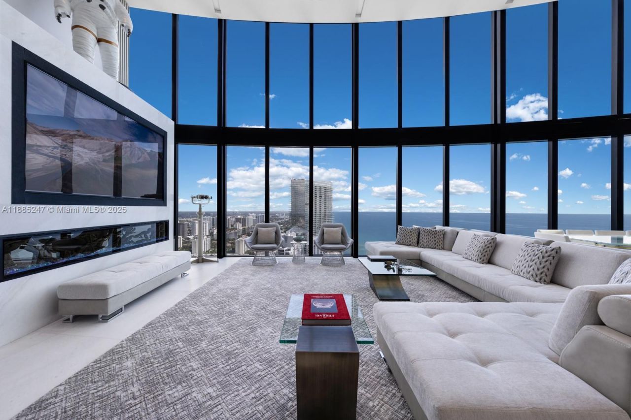 18555 Collins Ave, Unit 4405, Sunny Isles Beach, FL 33160 Photo