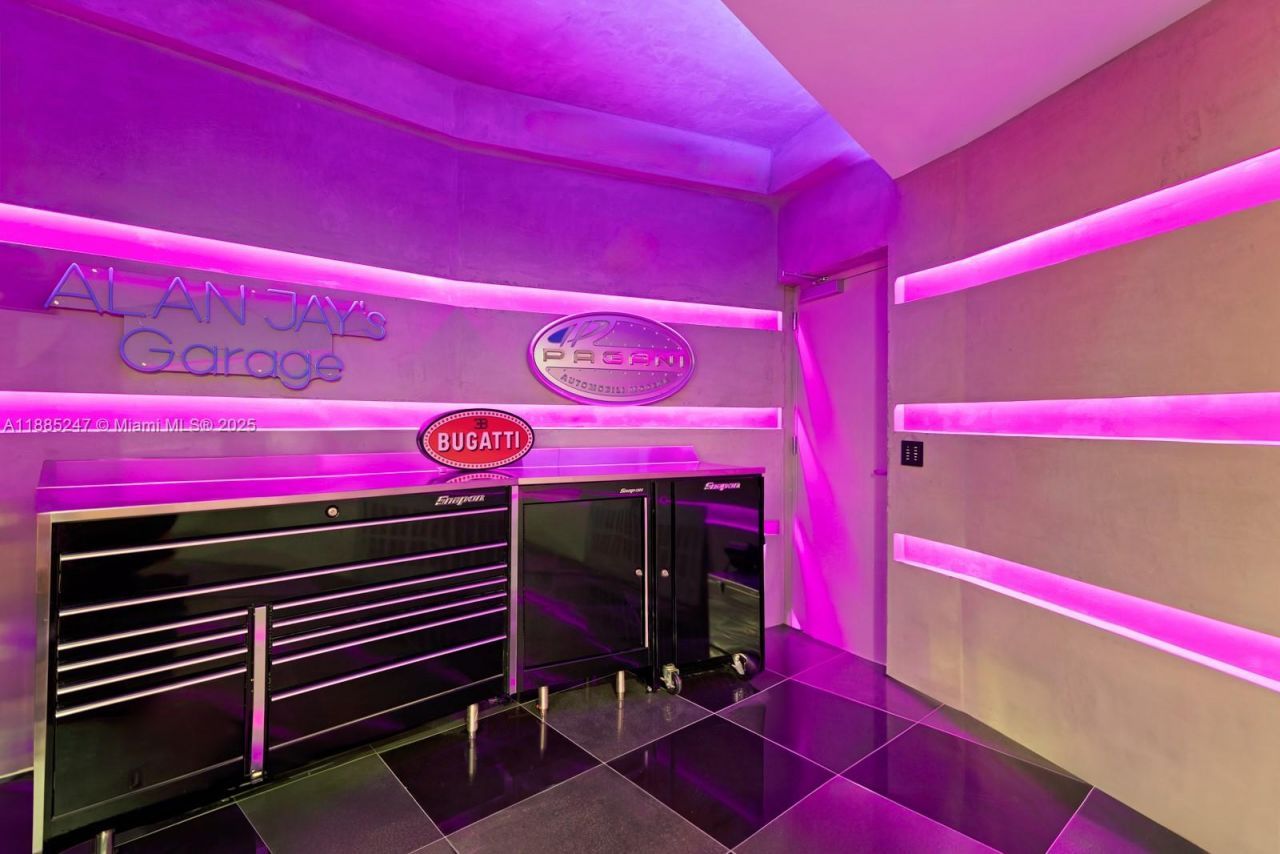 18555 Collins Ave, Unit 4405, Sunny Isles Beach, FL 33160 Photo