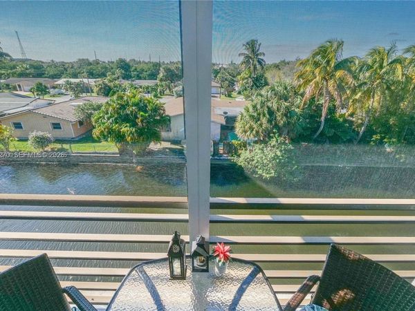 109 Royal Park Dr, Unit 4F, Oakland Park, FL 33309