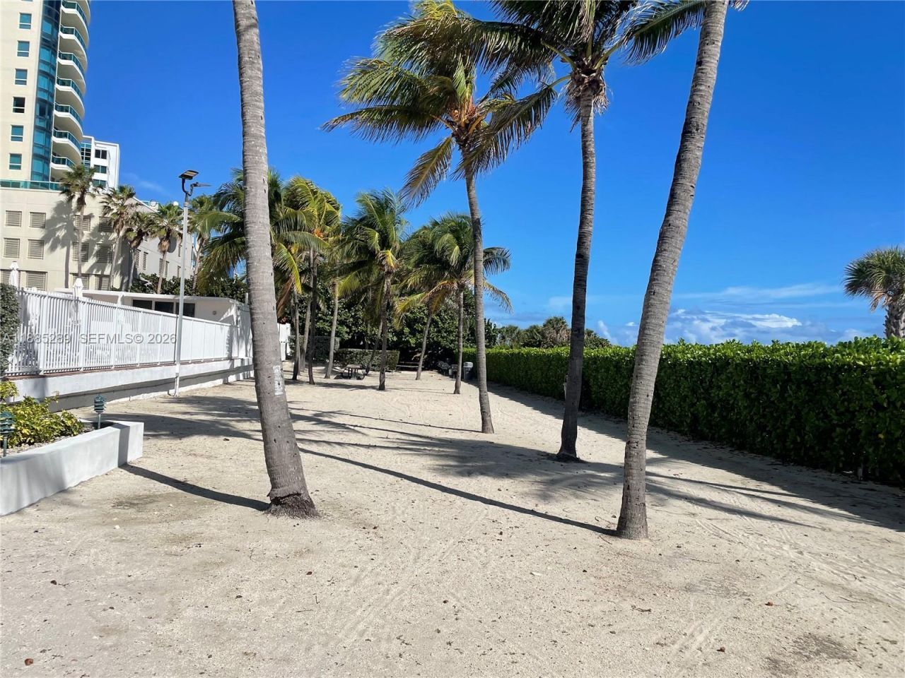 5005 Collins Ave, Unit 523, Miami Beach, FL 33140 Photo