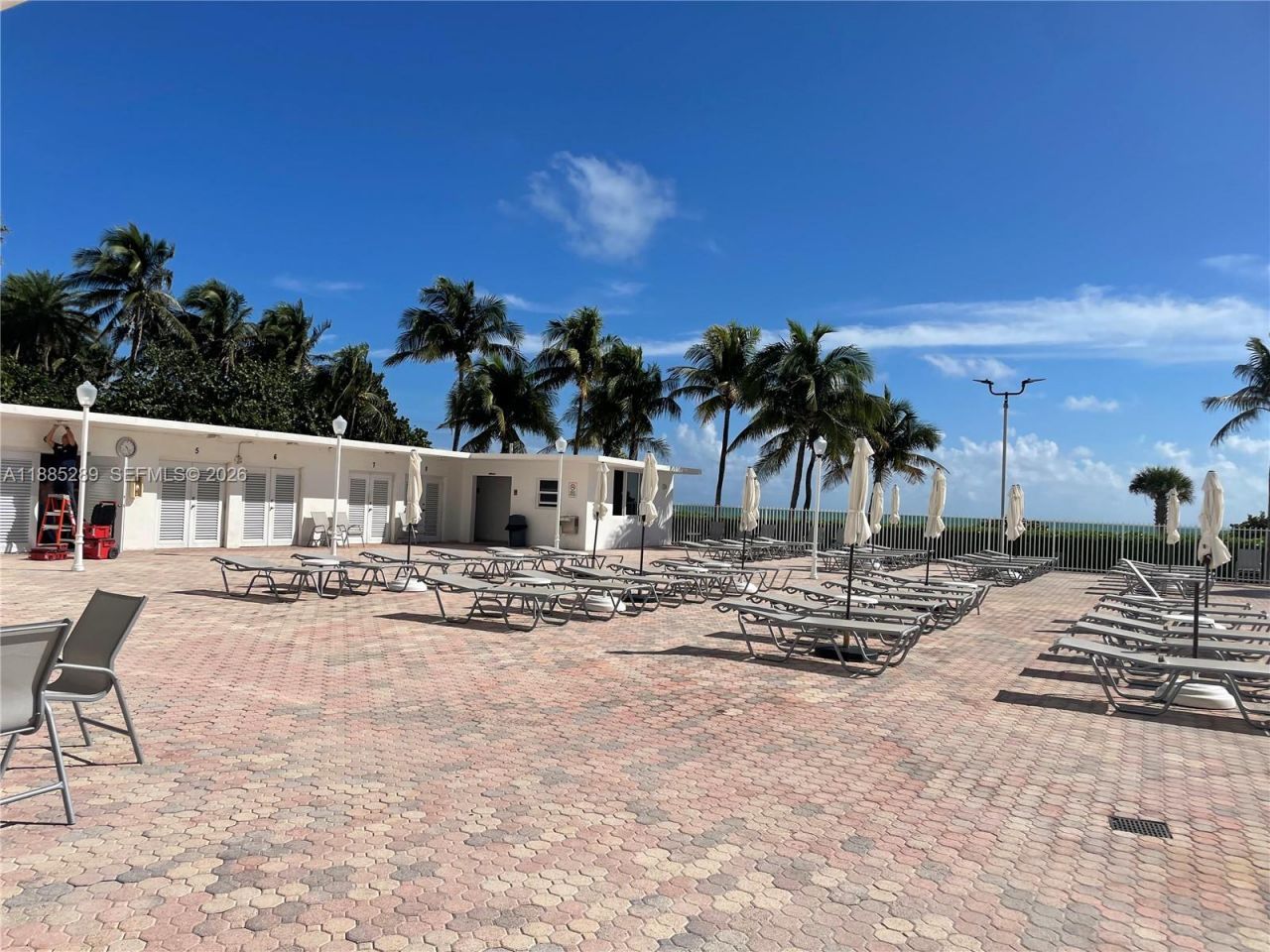 5005 Collins Ave, Unit 523, Miami Beach, FL 33140 Photo